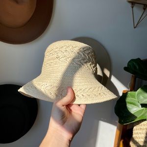 Rattan inspired bucket hat ☯️☯️